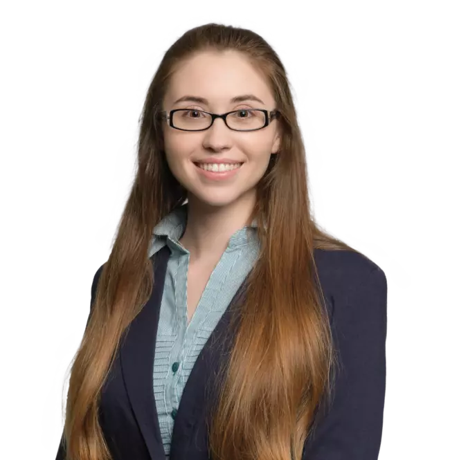 Samantha Savoni, Nossaman LLP Photo