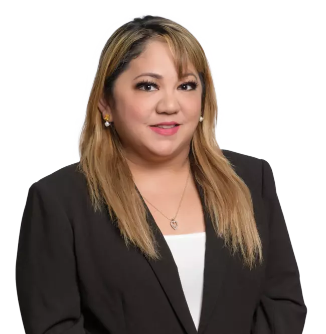 Jenna Valledor, Nossaman LLP Photo