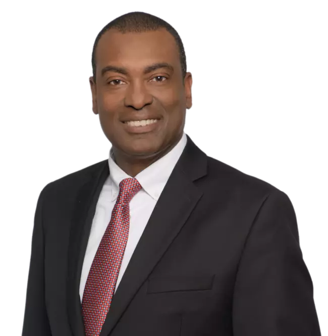 Derek Knolton, Nossaman LLP Photo