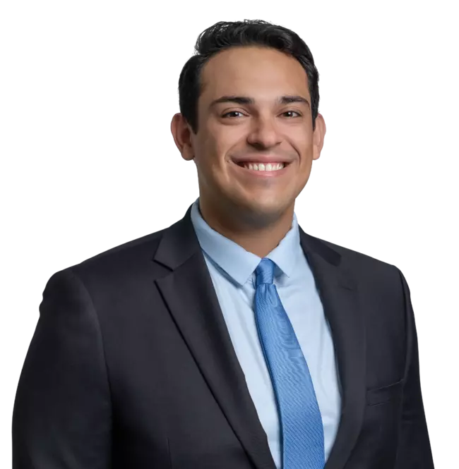 Sebastian Robles, Nossaman LLP Photo