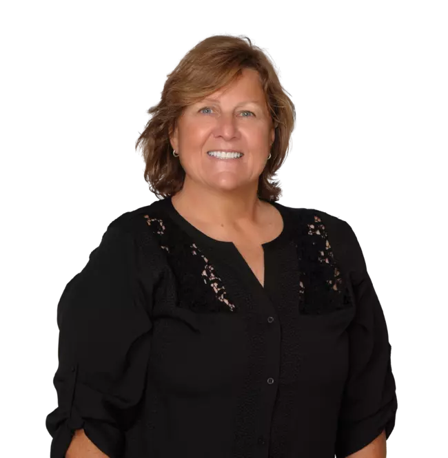 Karen Roberts, Nossaman LLP Photo