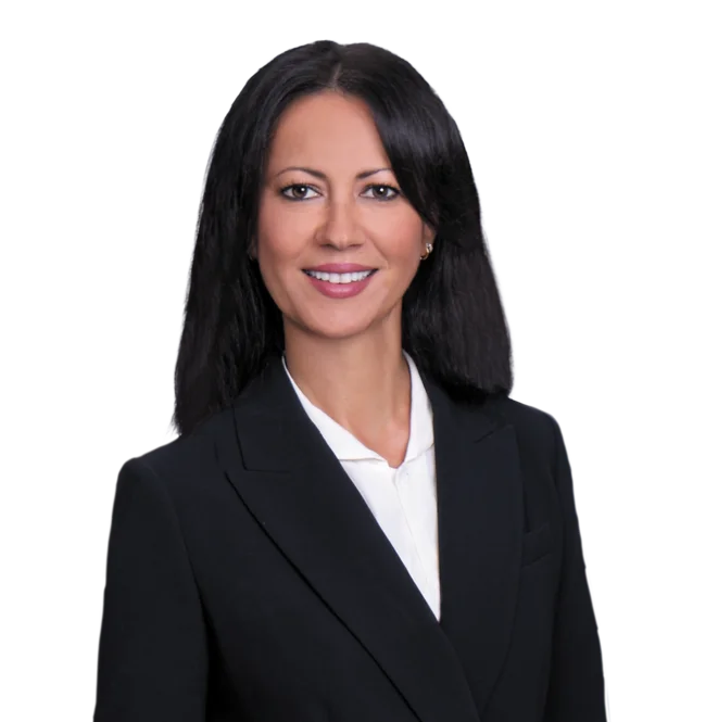 Adela Coman, Nossaman LLP Photo